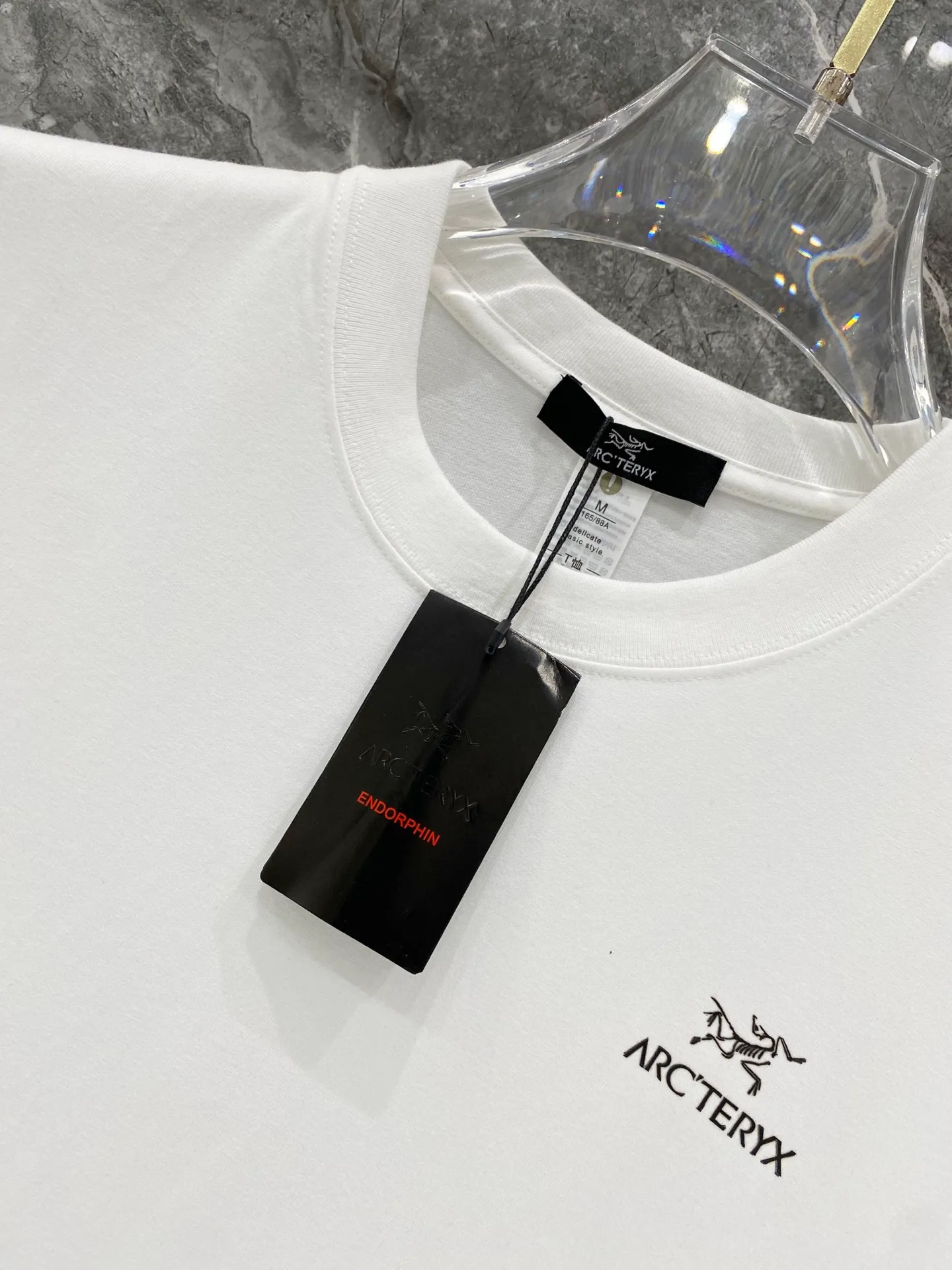 （ ）Classic logo ， Quality Original ， ， ， Premium 。 ！ Sizes: M-3XL : g